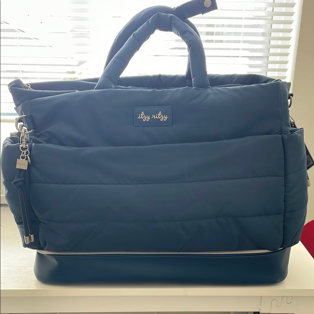 Itzy Ritzy Dream Weekender in Sapphire